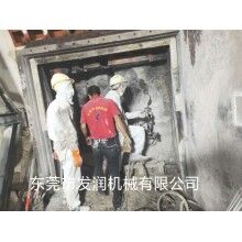 綠色環(huán)保開采機械設備液壓劈裂機